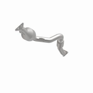 Volkswagen Touareg Catalytic Converter - Underbody - Magnaflow - OEM Grade Direct-Fit - `08-`10
