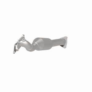 Chevrolet Colorado Catalytic Converter - Underbody - Magnaflow - OEM Grade Direct-Fit - `15-`16