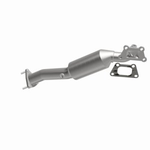 Chevrolet Colorado Catalytic Converter - Underbody - Magnaflow - OEM Grade Direct-Fit - `15-`16