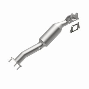 Chevrolet Colorado Catalytic Converter - Underbody - Magnaflow - OEM Grade Direct-Fit - `15-`16