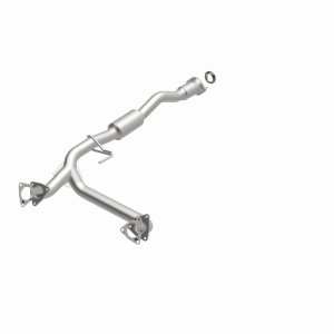 GMC Canyon Catalytic Converter - Underbody - Magnaflow - OEM Grade Direct-Fit - `15-`22