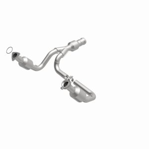 Cadillac Escalade Catalytic Converter - Magnaflow - OEM Grade Direct-Fit - `15-`20
