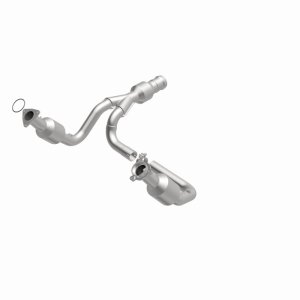 GMC Yukon Catalytic Converter - Magnaflow - OEM Grade Direct-Fit - `15-`20