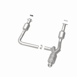 GMC Sierra 1500 Catalytic Converter - Magnaflow - Direct-Fit - `14-`16