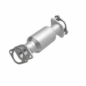 Hyundai Santa Fe Catalytic Converter - Underbody - Magnaflow - OEM Grade Direct-Fit - `10-`12