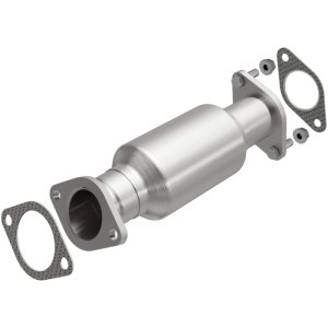 Kia Sorento Catalytic Converter - Underbody - Magnaflow - OEM Grade Direct-Fit - `11-`13