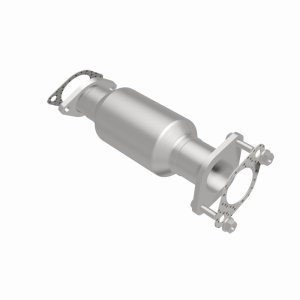 Kia Sorento Catalytic Converter - Underbody - Magnaflow - OEM Grade Direct-Fit - `11-`13