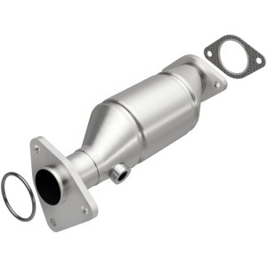 Nissan Frontier Catalytic Converter - Magnaflow - OEM Grade Direct-Fit - `05-`19
