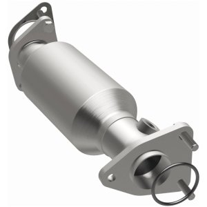 Nissan Frontier Catalytic Converter - Magnaflow - OEM Grade Direct-Fit - `05-`19
