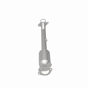 Nissan Pathfinder Catalytic Converter - Underbody - Magnaflow - Direct-Fit - `05-`12