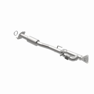 Nissan Pathfinder Catalytic Converter - Magnaflow - Direct-Fit OEM EPA Compliant - `13-`17