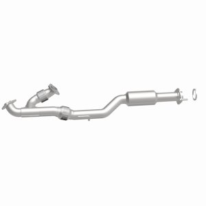 Nissan Pathfinder Catalytic Converter - Magnaflow - Direct-Fit OEM EPA Compliant - `13-`17