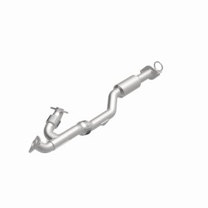 Nissan Pathfinder Catalytic Converter - Magnaflow - Direct-Fit OEM EPA Compliant - `13-`17