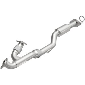 Nissan Pathfinder Catalytic Converter - Magnaflow - Direct-Fit OEM EPA Compliant - `13-`17