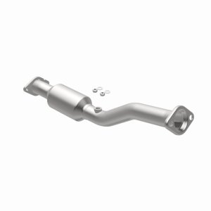 Nissan Cube Catalytic Converter - Underbody - Magnaflow - Direct Fit - `11-`14