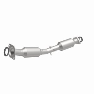 Nissan Sentra Catalytic Converter - Underbody - Magnaflow - Direct Fit - `13-`19