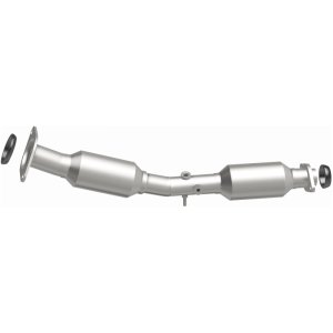 Nissan Sentra Catalytic Converter - Underbody - Magnaflow - Direct Fit - `13-`19