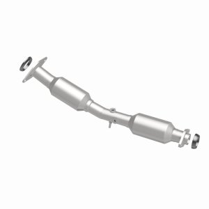 Nissan Sentra Catalytic Converter - Underbody - Magnaflow - Direct Fit - `13-`19
