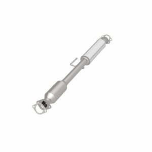 Hyundai Sonata Catalytic Converter - Underbody - Magnaflow - OEM Grade Federal/EPA Compliant - `11-`15