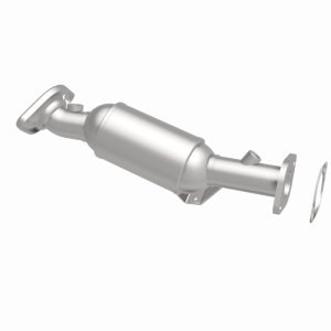 Kia Soul Catalytic Converter - Underbody - Magnaflow - Direct Fit - `10-`11 Kia Soul Catalytic Converter - Underbody - Magnaflow - Direct Fit - `10-`11