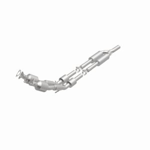 Volkswagen Passat Catalytic Converter - Magnaflow - OEM Grade - `12-`18