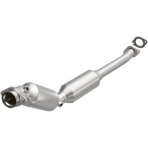 Ford Crown Victoria Catalytic Converter - Magnaflow - Direct-Fit, CARB Compliant - `04-`08
