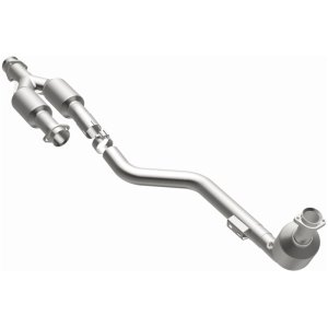 Chrysler Crossfire Catalytic Converter - Magnaflow - California Grade CARB Compliant Direct-Fit - `07-`08