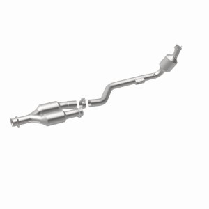 Chrysler Crossfire Catalytic Converter - Magnaflow - California Grade CARB Compliant Direct-Fit - `07-`08