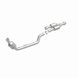 Chrysler Crossfire Catalytic Converter - Magnaflow - California Grade CARB Compliant Direct-Fit - `07-`08