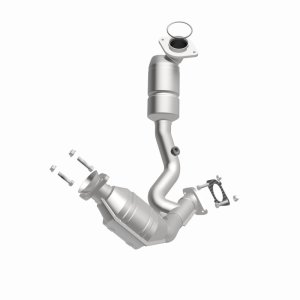 Ford Taurus Catalytic Converter - Magnaflow - Direct Fit - `04-`07