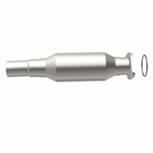 Ford Freestyle Catalytic Converter - Magnaflow - California Grade CARB Compliant Direct-Fit - `05-`07
