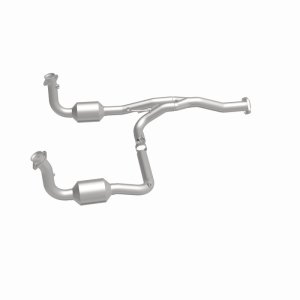 Jeep Liberty Direct-Fit Catalytic Converter - Magnaflow - California Grade CARB Compliant - `05-`07