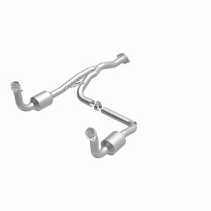 Jeep Liberty Direct-Fit Catalytic Converter - Magnaflow - California Grade CARB Compliant - `05-`07