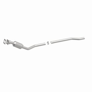 Dodge Grand Caravan Catalytic Converter - Magnaflow - California Direct-Fit - 2004