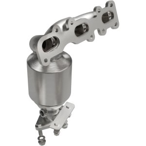 Lincoln MKT Catalytic Converter - Magnaflow - California Grade CARB Compliant Direct-Fit - 2011