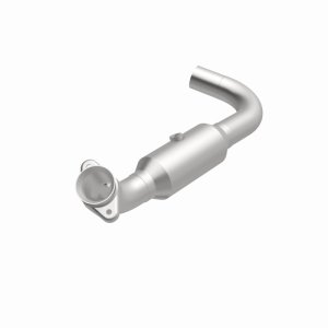 Ford Expedition Catalytic Converter - Magnaflow - CARB Compliant Direct-Fit - `07-`08