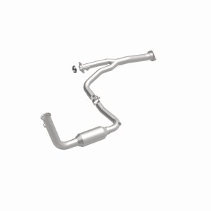 Jeep Liberty Catalytic Converter - Magnaflow - California Grade CARB Compliant Direct-Fit - 2004