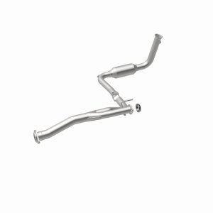 Jeep Liberty Catalytic Converter - Magnaflow - California Grade CARB Compliant Direct-Fit - 2004