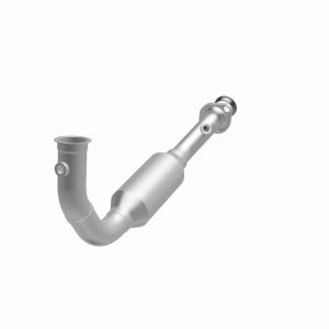 Jeep Liberty Catalytic Converter - Magnaflow - California Grade CARB Compliant - 2004