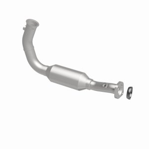 Jeep Liberty Catalytic Converter - Magnaflow - California Grade CARB Compliant - 2004