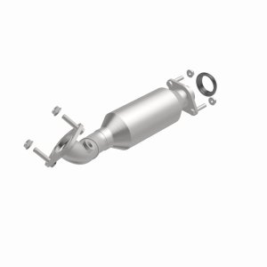 Cadillac SRX Catalytic Converter - Magnaflow - California Grade CARB Compliant Direct-Fit - `04-`08