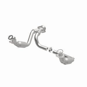 GMC Yukon XL 1500 Catalytic Converter - Magnaflow - Direct Fit, California Grade CARB Compliant - `07-`08