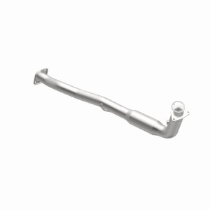 GMC Yukon XL 2500 Catalytic Converter - Magnaflow - California Grade CARB Compliant Direct-Fit - `07-`08