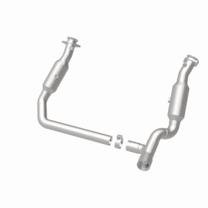 Ram 1500 Catalytic Converter - Magnaflow - Direct Fit, California Grade, CARB Compliant - 2009