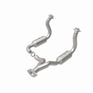 Ford F-350 Super Duty Catalytic Converter - Magnaflow - California Grade CARB Compliant Direct-Fit - `08-`10 Ford F-350 Super Duty Catalytic Converter - Magnaflow - California Grade CARB Compliant Direct-Fit - `08-`10