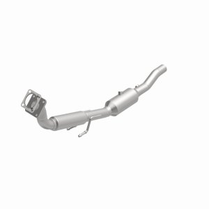 Volkswagen Jetta Catalytic Converter - Magnaflow - California Direct-Fit, CARB Compliant - `04-`05