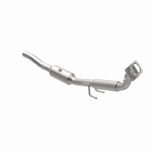 Volkswagen Jetta Catalytic Converter - Magnaflow - California Direct-Fit, CARB Compliant - `04-`05