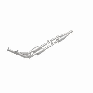 Volkswagen R32 Catalytic Converter - Magnaflow - Direct Fit California Grade - 2008 Volkswagen R32 Catalytic Converter - Magnaflow - Direct Fit California Grade - 2008