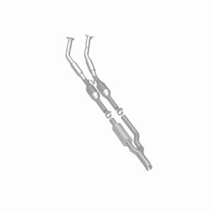 Volkswagen R32 Catalytic Converter - Magnaflow - Direct Fit California Grade - 2008 Volkswagen R32 Catalytic Converter - Magnaflow - Direct Fit California Grade - 2008