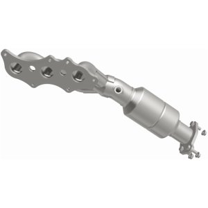 Toyota FJ Cruiser Catalytic Converter - Magnaflow - California Direct-Fit - `10-`11 Toyota FJ Cruiser Catalytic Converter - Magnaflow - California Direct-Fit - `10-`11